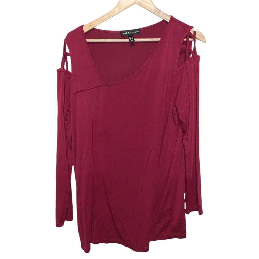 Love & Legend Red Long Sleeve Plus Size 1X Top Cross Cross Shoulder Detail Cute